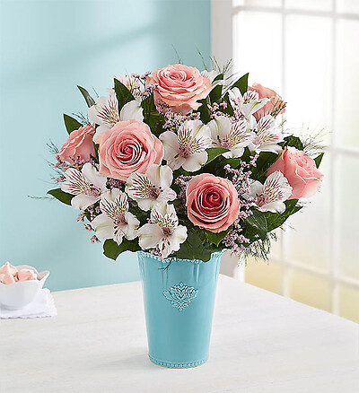 Blushing Bella Blooms