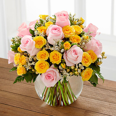 The Soft Serenade&amp;trade; Rose Bouquet