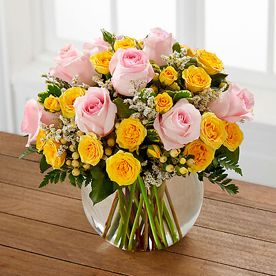 The Soft Serenade&amp;trade; Rose Bouquet